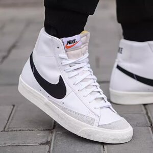NIKE BLAZER MID 77