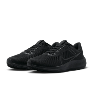 NIKE  PEGASUS 40