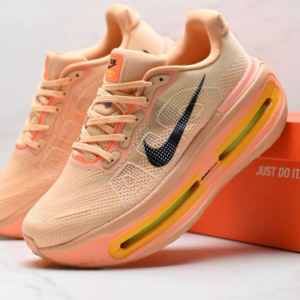 NIKE VOMERO PREMIUM