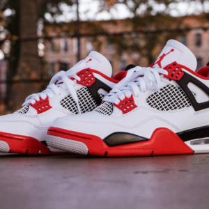 AIR JORDAN 4 RETRO OG (FIRE RED)