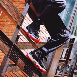 AIR JORDAN 11 RETRO BRED